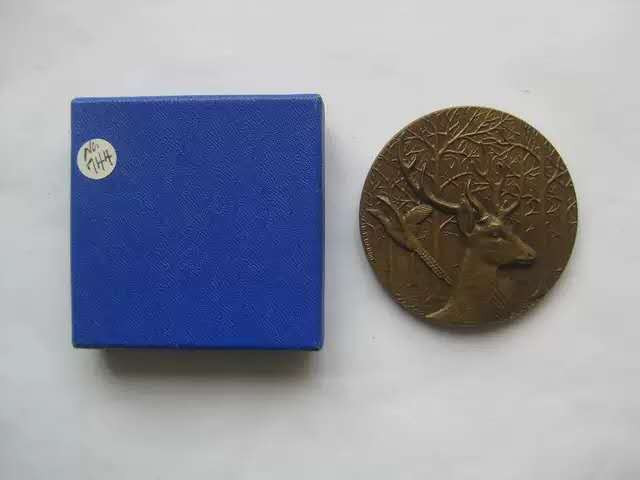 麦朵尔俱乐部第16场拍卖 法国大铜章/大师巴隆/1980年老章/法国朗布依埃古堡