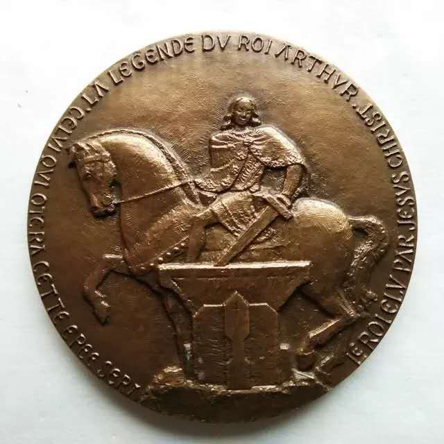 麦朵尔俱乐部第16场拍卖 法国大铜章/大师GR/稀少原版/亚瑟王和圆桌骑士