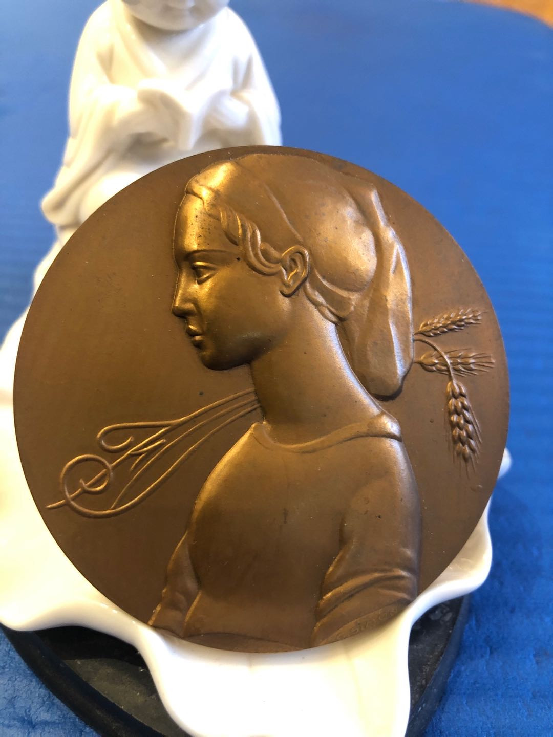 美国SOM和绿溪等麦朵尔拍卖19 法国信贷银行