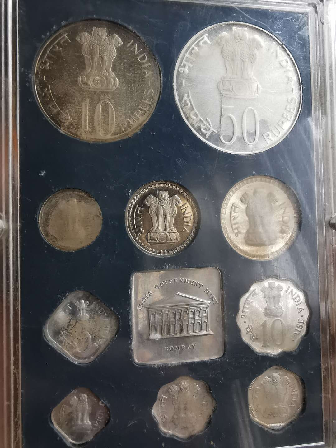 凡希社世界钱币微拍第一百十一期