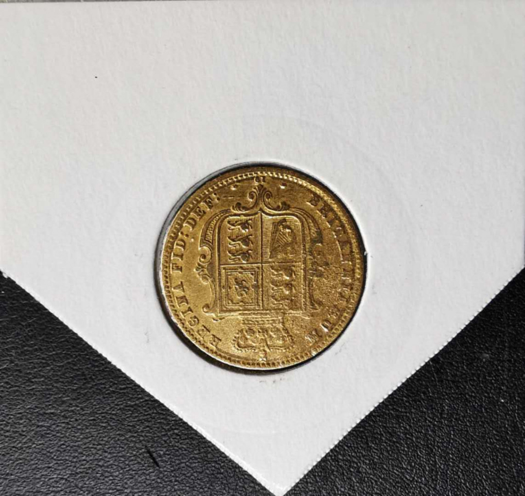 凡希社世界钱币微拍第一百十一期 1866小维1/2索维林金币VF