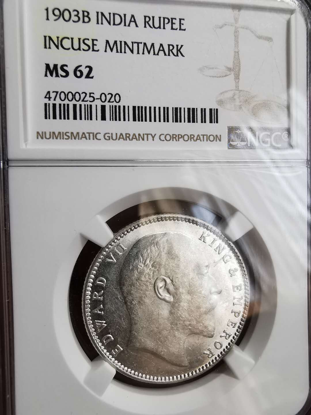 凡希社世界钱币微拍第一百十一期