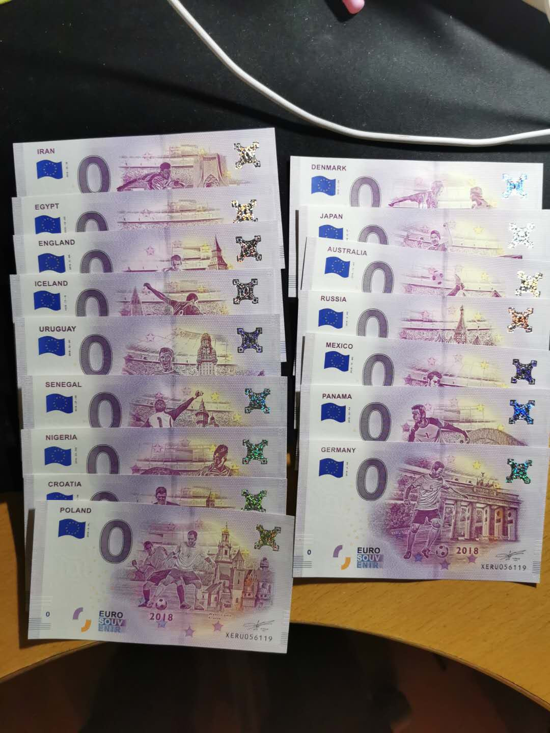 【鲸贝乐淘】千字文·第“化被草木”号拍卖 【0欧元】2018年世界杯32强，全新全品UNC ，全同号无4.7