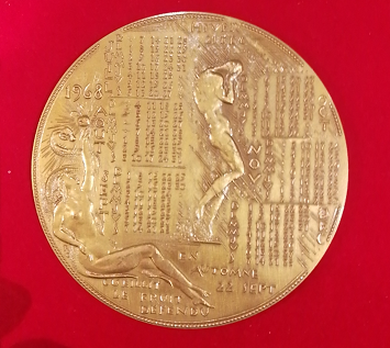 麦朵尔俱乐部第18场拍卖 1968年手雕日历