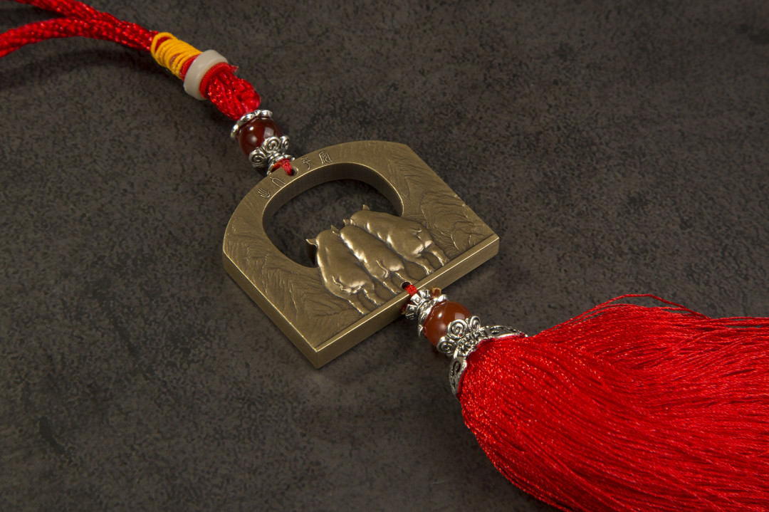 麦朵尔俱乐部第18场拍卖 祝福满满车挂(三色可选）