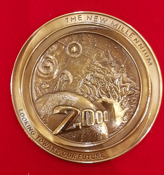 麦朵尔俱乐部第18场拍卖 迎接千禧年