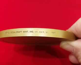 麦朵尔俱乐部第18场拍卖 迎接千禧年