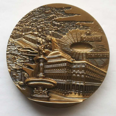 麦朵尔俱乐部第20场拍卖 - 巴黎喜剧院