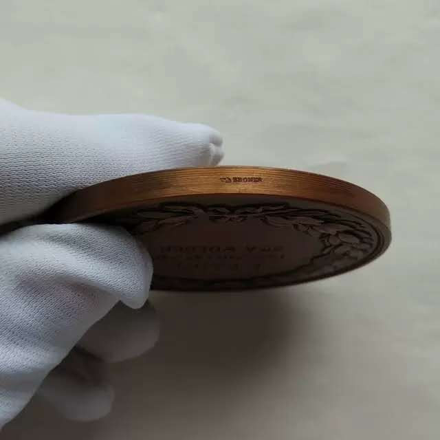 麦朵尔俱乐部第20场拍卖 1949年工业女神表彰铜章