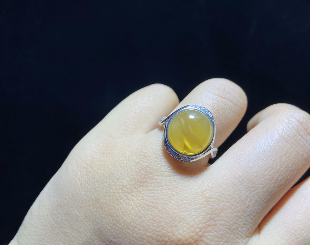 新年第一场多米尼加蓝珀专场 缅甸蜜蜡戒指