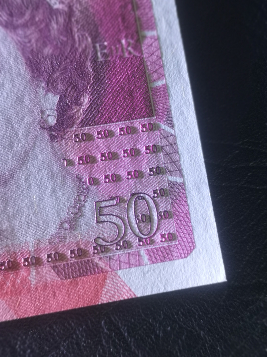 《外钞收藏家》第七十六期拍卖 英国F版 50镑 全新品相 凹凸绝佳 