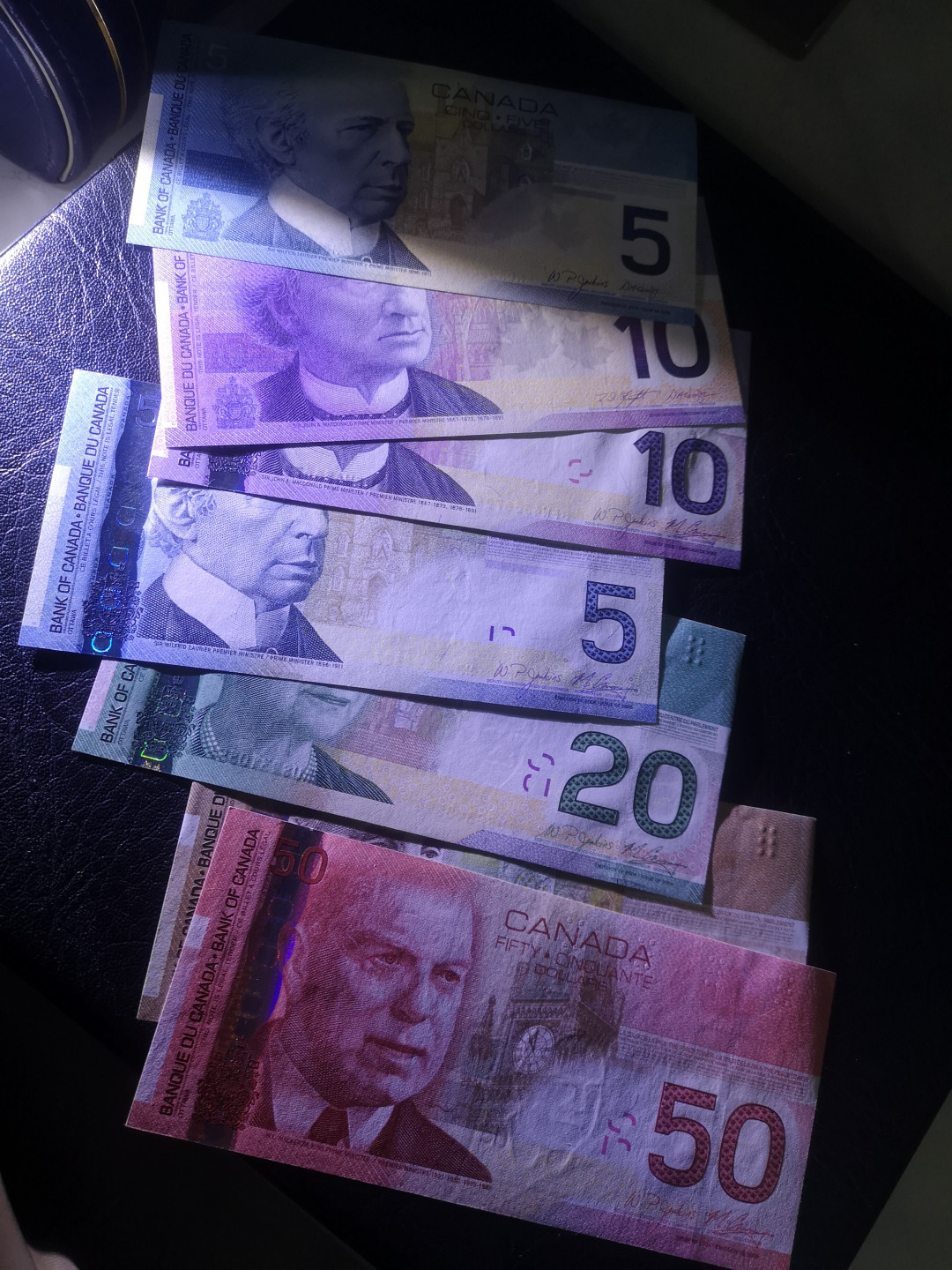 《外钞收藏家》第七十六期拍卖 加拿大旅版 七张大全套  包含初版两张  张张绝品 配齐难得