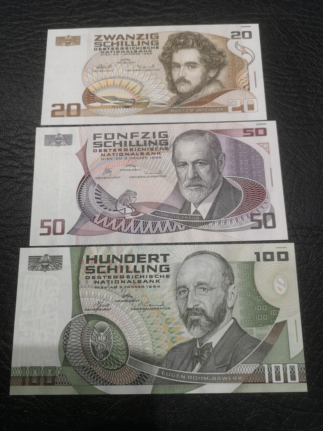《外钞收藏家》第七十六期拍卖 奥地利100、50、20三张小钞 都是绝品 把玩 评级都很棒