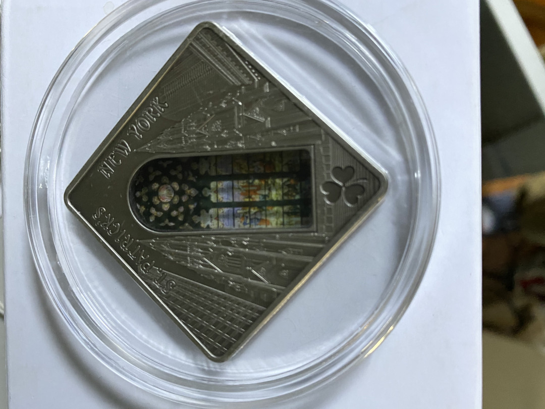 CSIS-GREAT评级精品钱币拍卖第二十八期 帕劳2011年圣殿之窗圣帕特里克大教堂仿古镶嵌彩色玻璃纪念银币