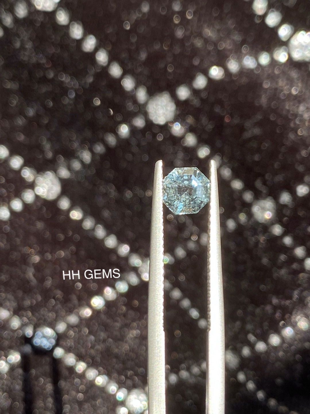 【3月14日 裸石、银饰、18K首饰】HH GEMS 3月综合拍卖特辑 骇客帝国 0.88克拉天然蓝色尖晶石 昂贵颜色 无证书 支持复检