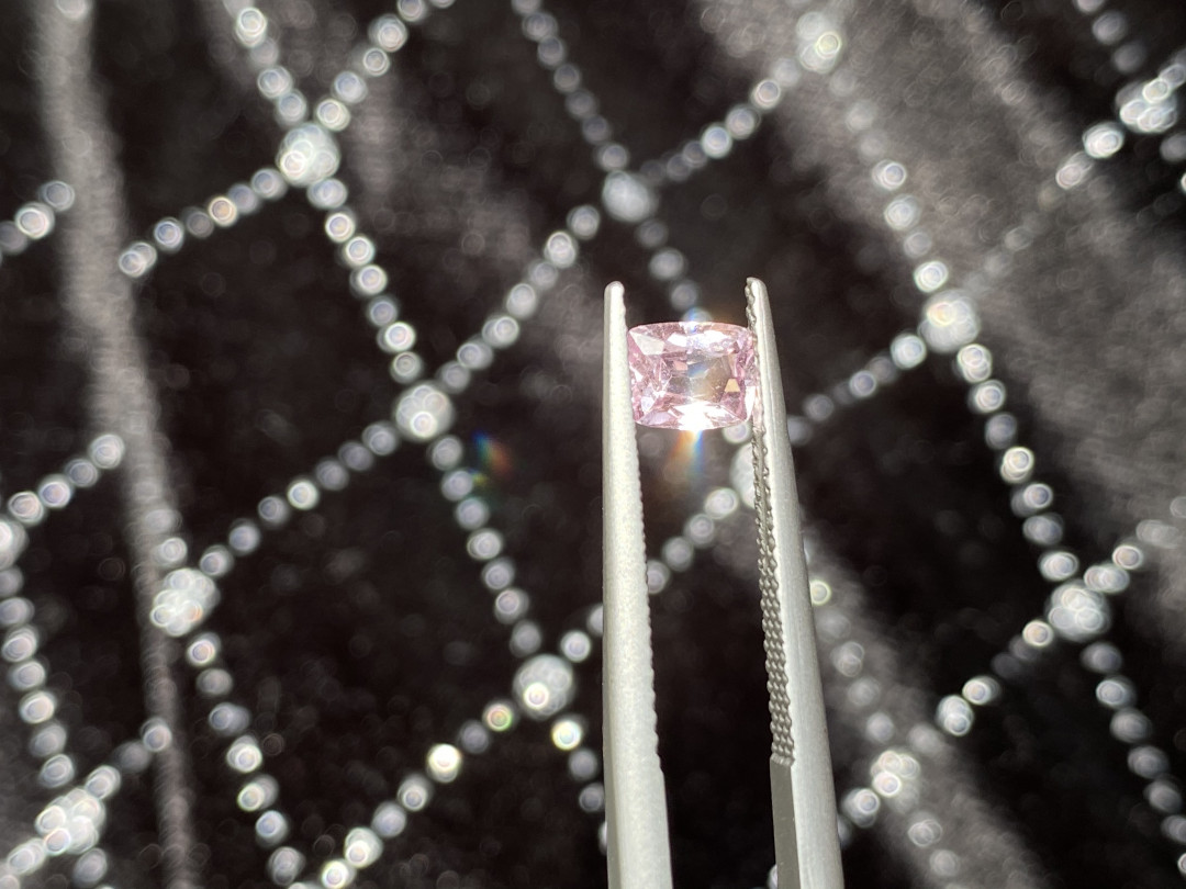 【3月8日女神节加推秒杀】HH GEMS 八种宝石等你秒 橙粉色蓝宝石 帕帕拉恰 裸石 0.64克拉 无烧