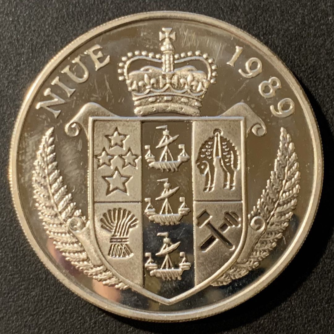 紫瑗钱币—微拍第33期  纽埃 1989年 大卫网球赛 50元 28.28 0.925银 精制