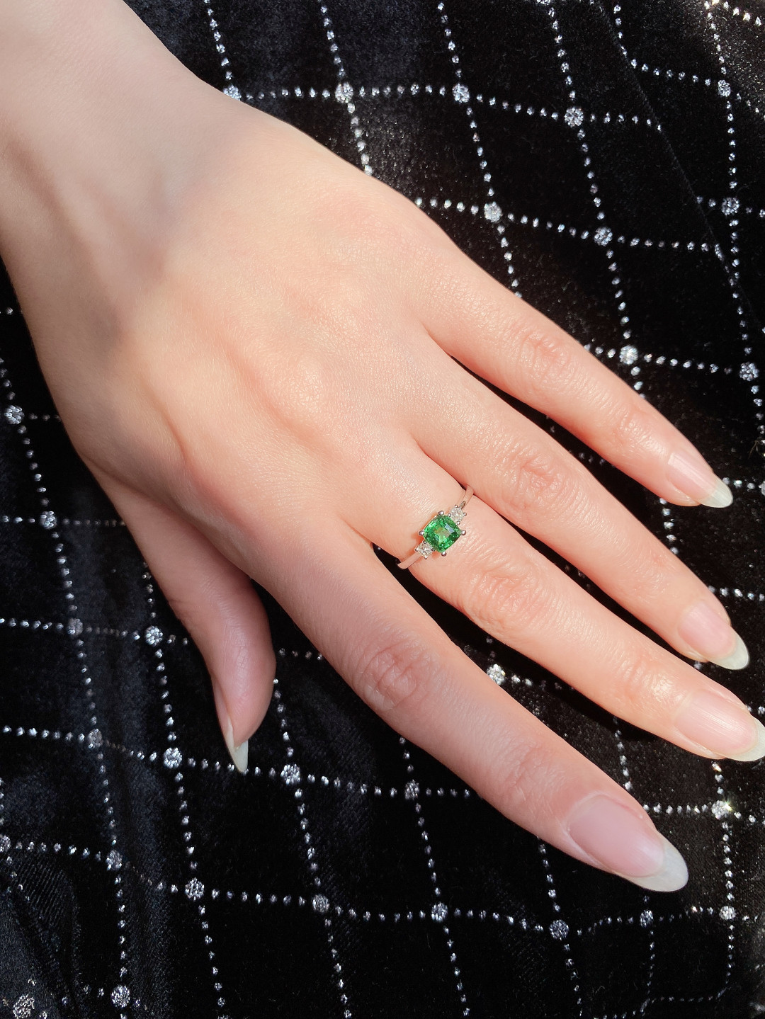 【3月14日 裸石、银饰、18K首饰】HH GEMS 3月综合拍卖特辑 18K金成品戒指 天然沙弗莱1.0克拉主石+ 天然钻石 含证书 免费改圈号