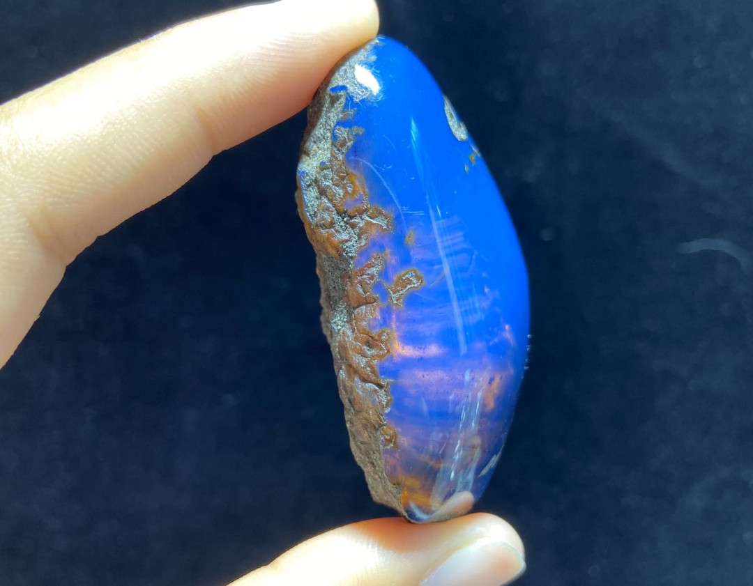 多米尼加蓝珀专场 多米尼加蓝珀原石随形