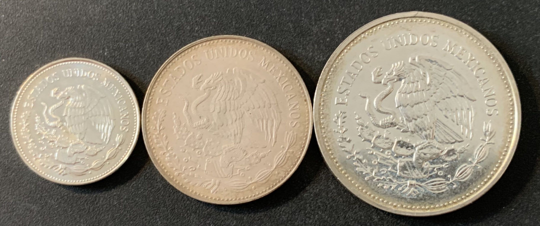 紫瑗钱币—微拍第36期  墨西哥 1985年 墨西哥世界杯 25 50 100比索 3枚一套 共54克 0.72银