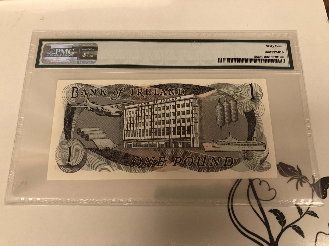 【收藏联盟】第128期拍卖——北爱遗珍（共50拍） 北爱尔兰 1967年1镑 PMG64 