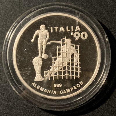 紫瑗钱币—微拍第37期  - 赤道几内亚 1991年 意大利世界杯 7000法郎 25.7克 0.999银 精制