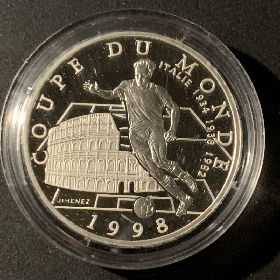 紫瑗钱币—微拍第37期  法国 1997年 法国世界杯 带球 10法郎 21.16克 0.9银 精制