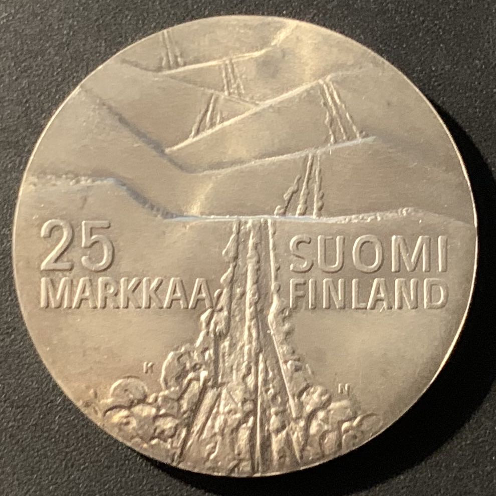 紫瑗钱币—微拍第38期  芬兰 1978年 赫蒂滑雪城百年纪念 25马克 26.6克 0.5银