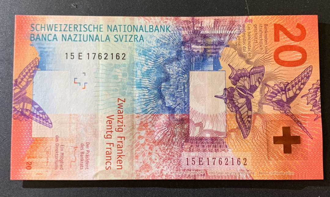 紫瑗钱币—微拍第39期—纸币场 瑞士 2015年 20法郎 UNC 