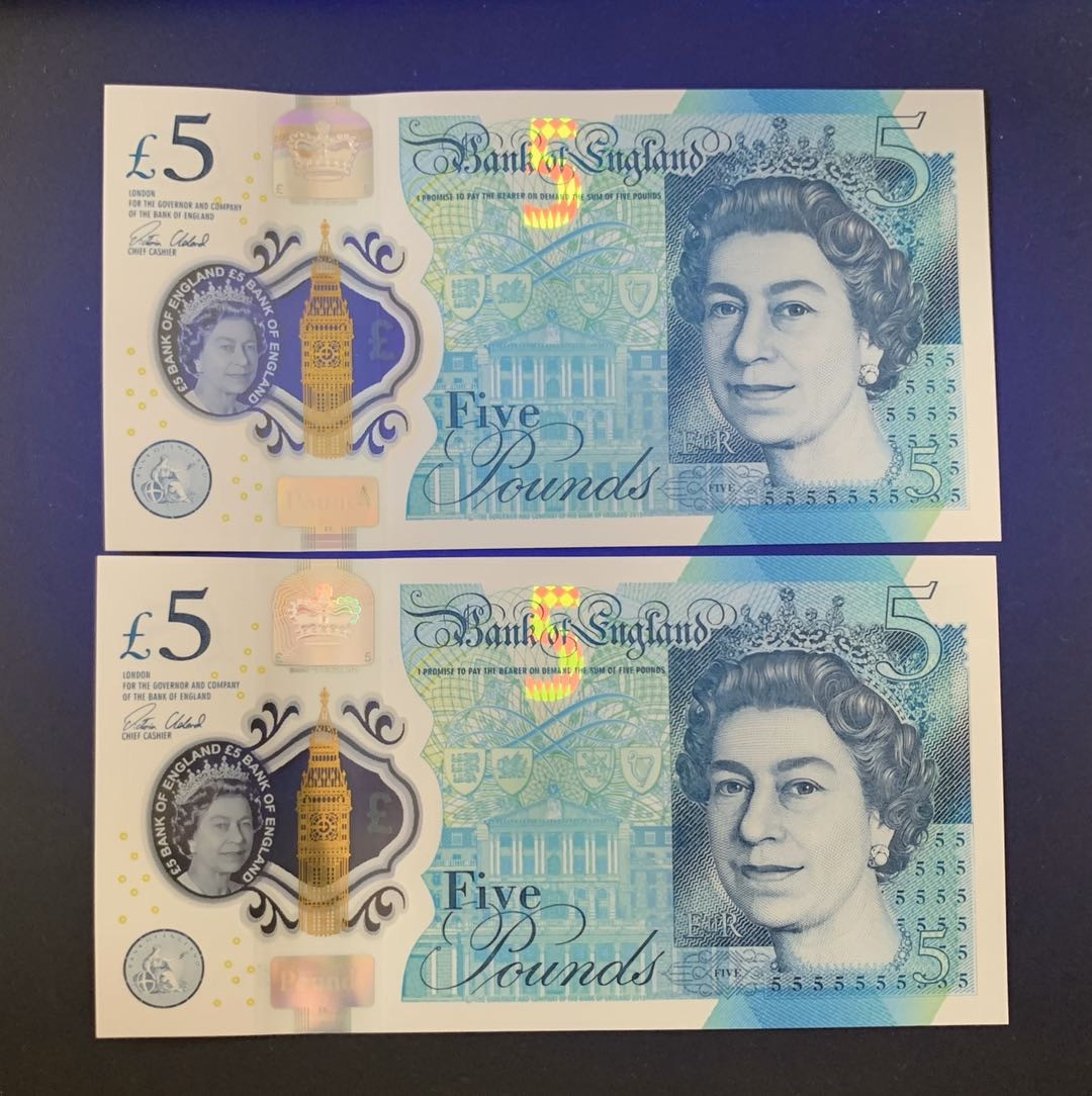 紫瑗钱币—微拍第39期—纸币场 英国 2017年 5英镑 塑料币 2枚一组 UNC