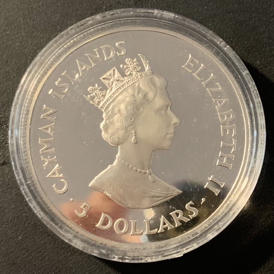 紫瑗钱币—微拍第40期  开曼群岛 1988年 帆船 508号 5元  28.28克 0.925银 精制