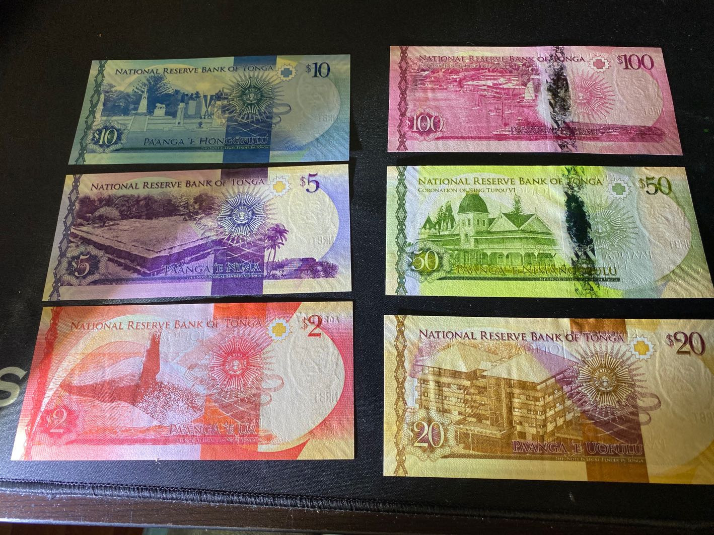 【收藏联盟】第129期拍卖——撒哈拉的黑珍珠（共50拍） 【一张6张A冠全同号】汤加 2015年 2-100番加 全新UNC 