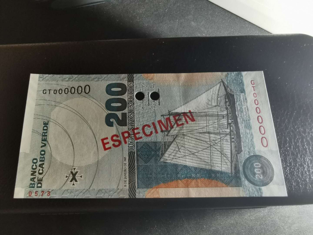 【鲸贝乐淘】千字文·第“岂敢毁伤”号拍卖 获奖钞提名【佛得角】2005年200元，票样样币，全新全品UNC 