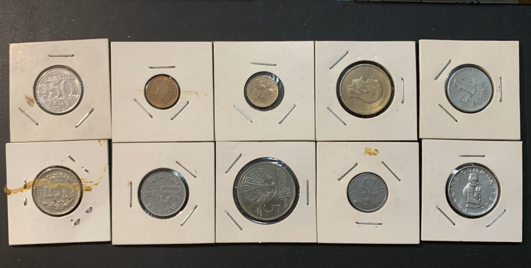 紫瑗钱币—微拍第41期  外国钱币一组10枚 NO.1