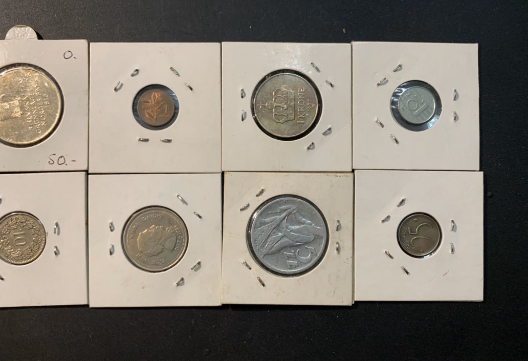 紫瑗钱币—微拍第41期  外国钱币一组10枚 NO.8