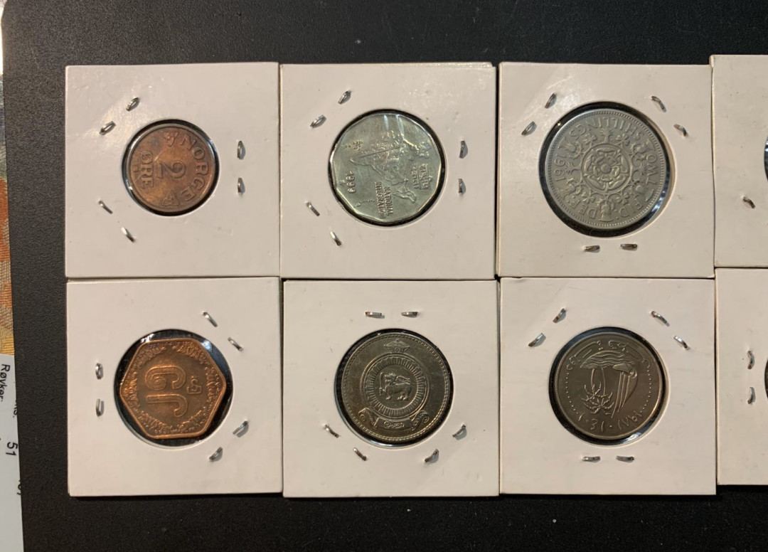 紫瑗钱币—微拍第41期  外国钱币一组10枚 NO.3