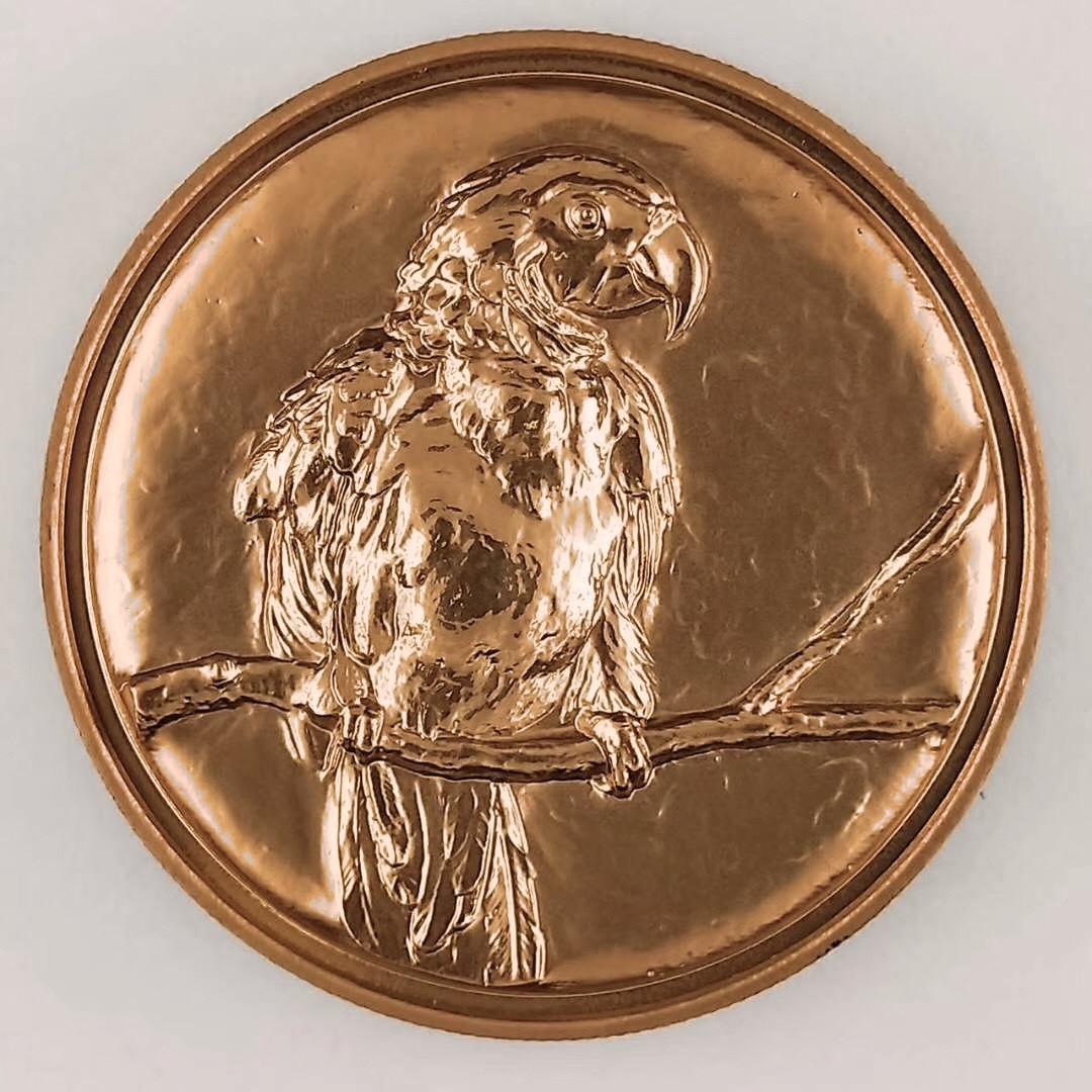 CSIS-GREAT评级精品钱币拍卖第三十期 中国2014年新世纪鸟类动物大铜章鹦鹉40毫米双面高浮雕紫铜纪念章