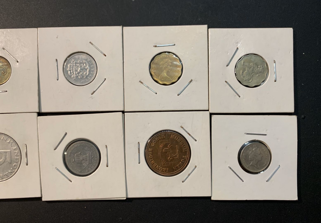 紫瑗钱币—微拍第41期  外国钱币一组10枚 NO.2