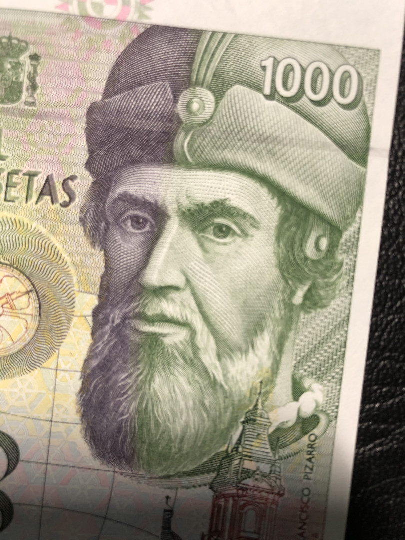 《外钞收藏家》第七十七期拍卖 西班牙1992年1000  正反面大胡子雕刻精美  绝品