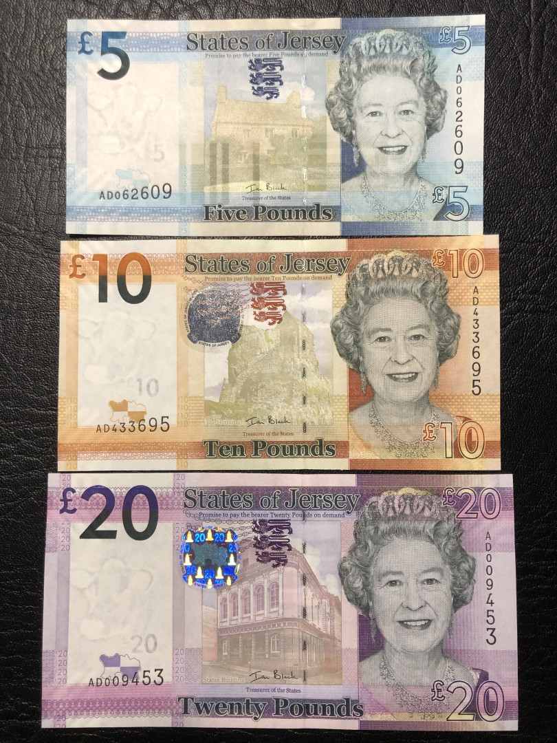 《外钞收藏家》第七十七期拍卖 泽西20、10、5镑 全新绝品