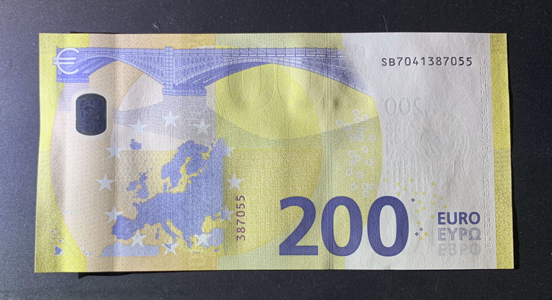 紫瑗钱币—微拍第42期—纸币场 西班牙 新版 200欧元 （尾55） UNC