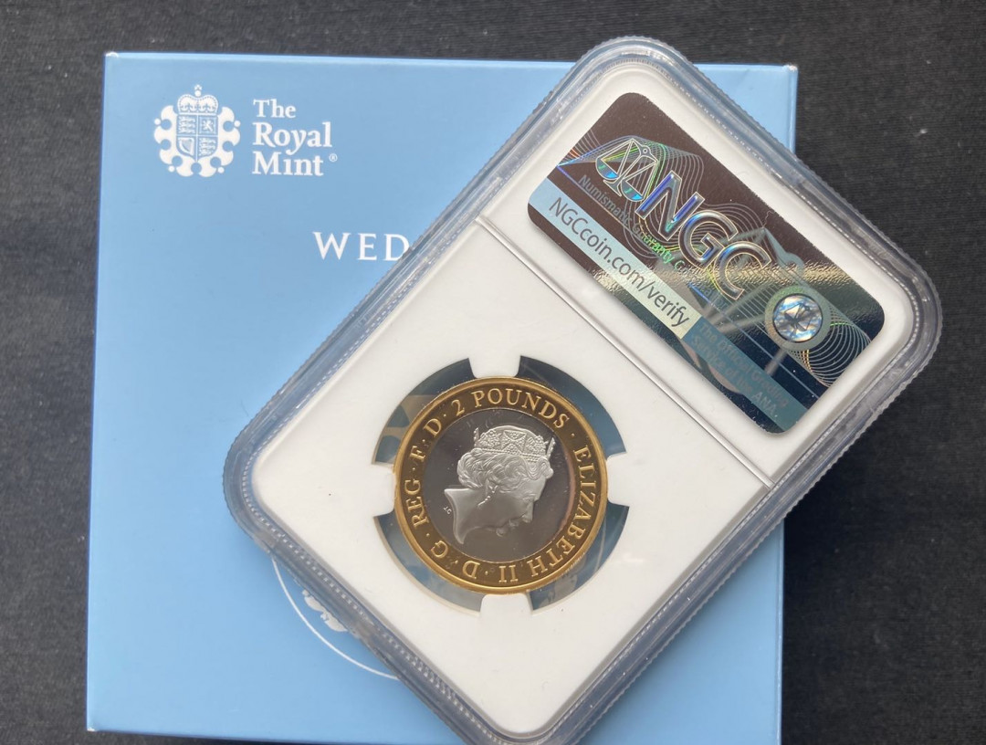 【币观天下】第102期钱币拍卖 【英国】2019年维吾德花瓶加厚银币