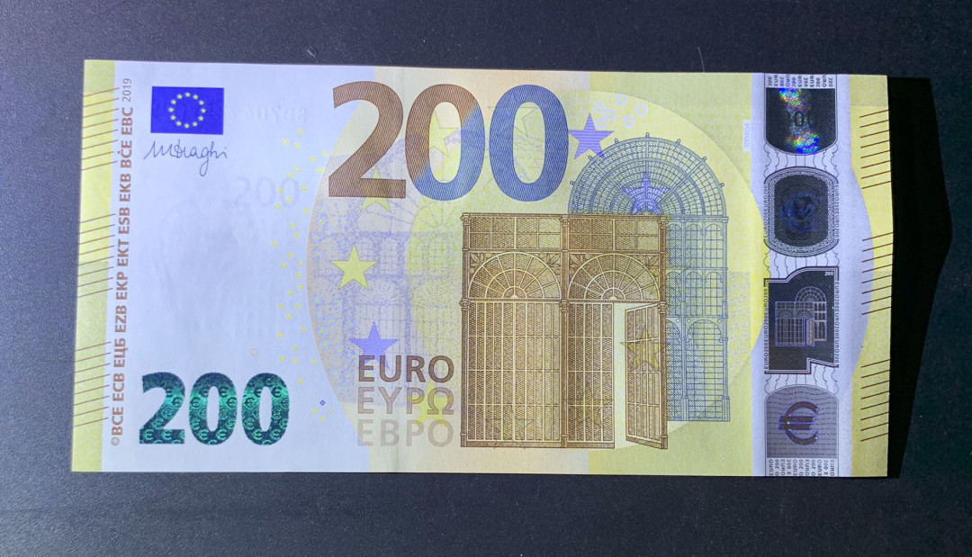 紫瑗钱币—微拍第42期—纸币场 西班牙 新版 200欧元 （尾55） UNC