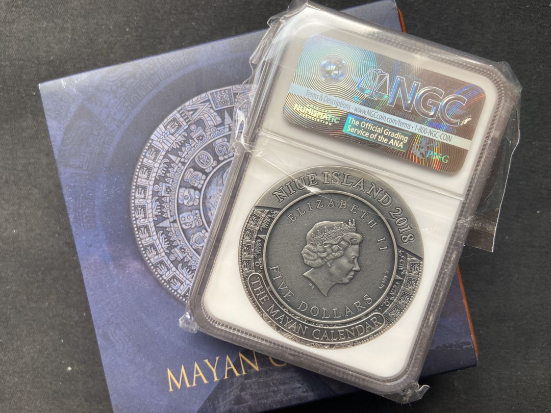 【币观天下】第102期钱币拍卖 【纽埃高浮雕】日历系列第一枚-玛雅日历