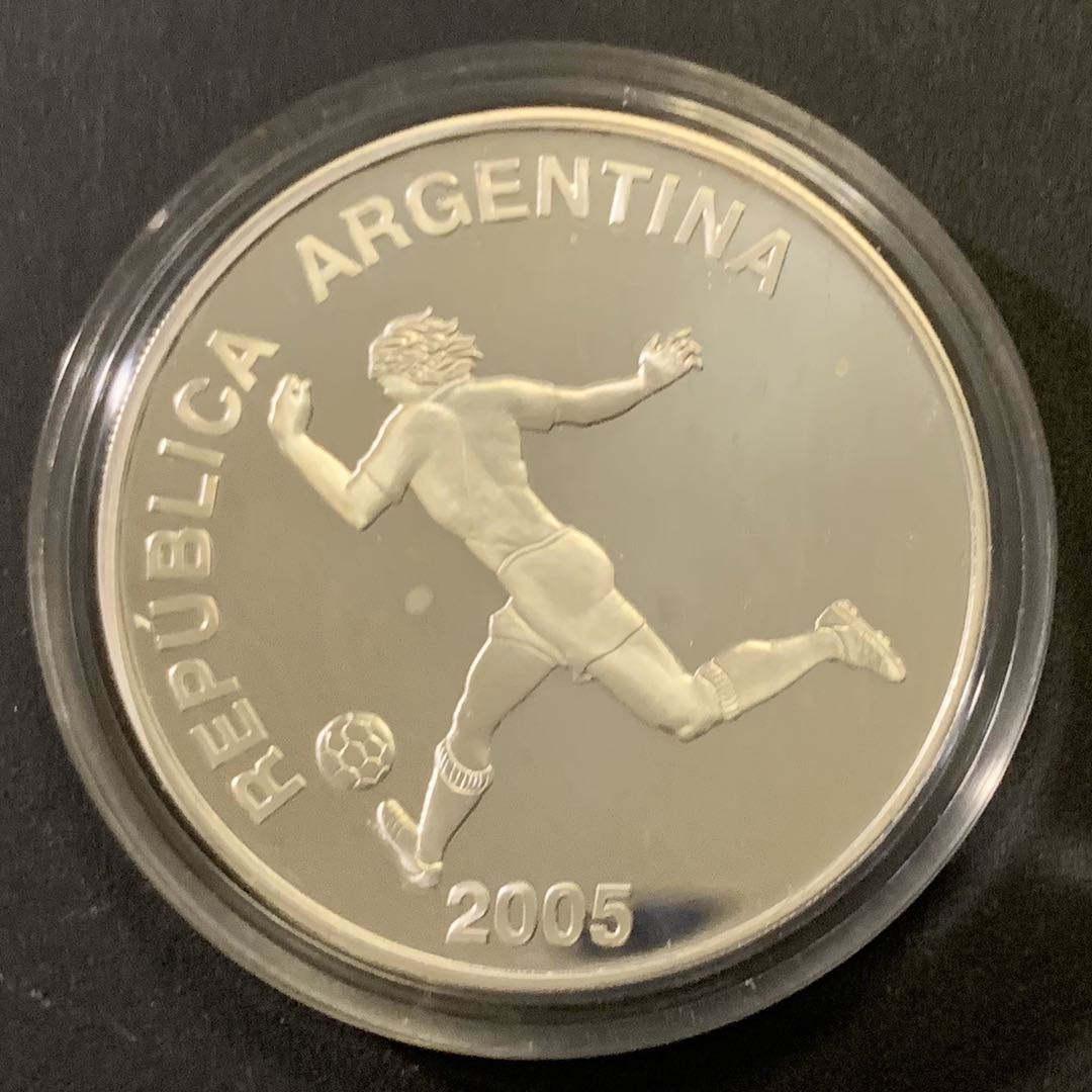 紫瑗钱币—微拍第43期  阿根廷 2005年 德国世界杯 5比索 27克 0.925银 精制