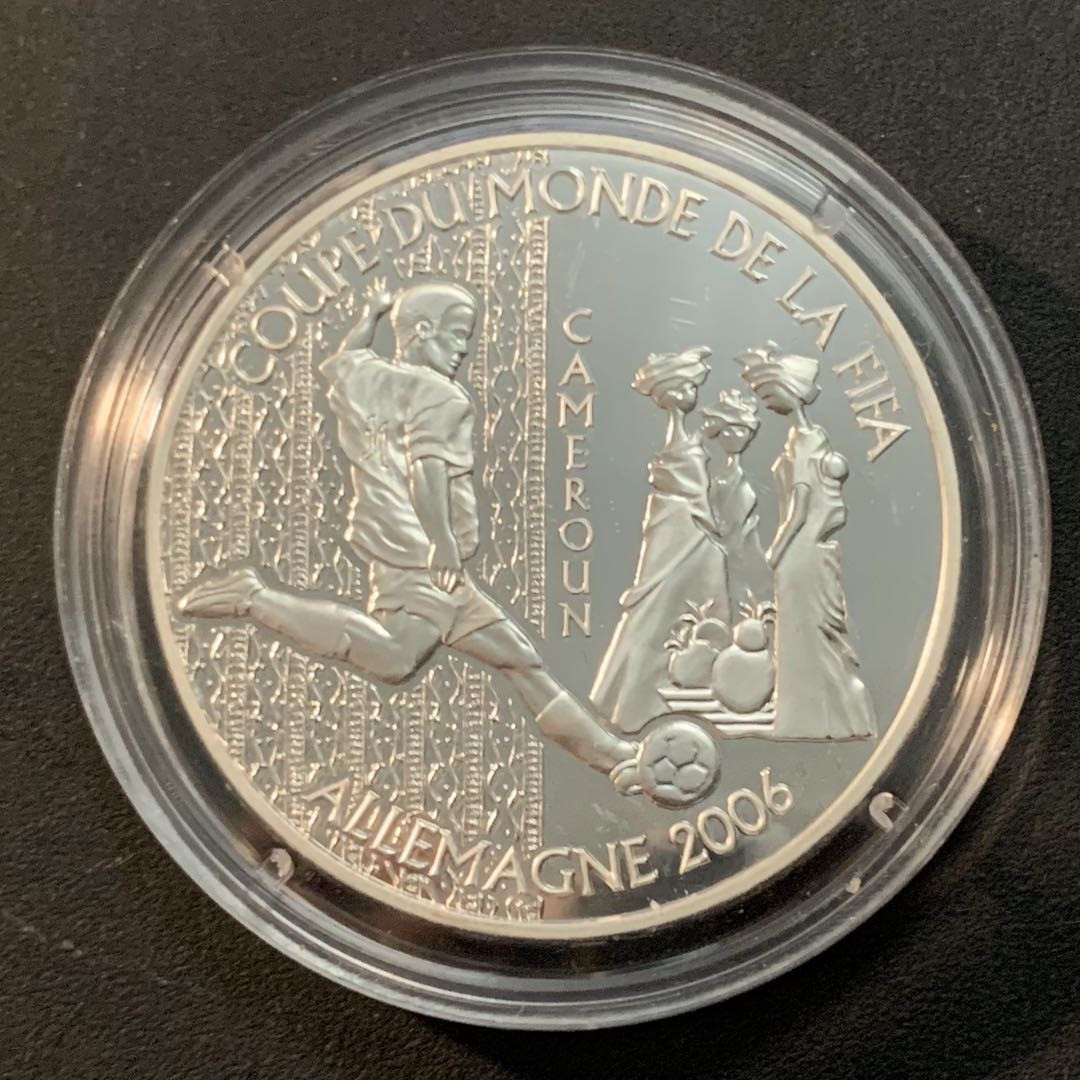 紫瑗钱币—微拍第43期  喀麦隆 2004年 德国世界杯 1000法郎 31.1克 0.999银 精制