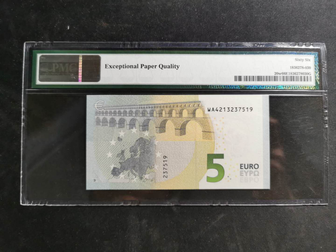 【鲸贝乐淘】千字文·第“男效才良”号拍卖 【欧盟🇪🇺】2013年德国版5欧元，PMG66E 