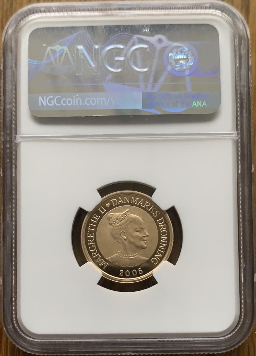 紫瑗钱币—微拍第43期  丹麦 2005年 安徒生童话 丑小鸭 10克朗 金币 8.65克 0.9金 NGC MS70
