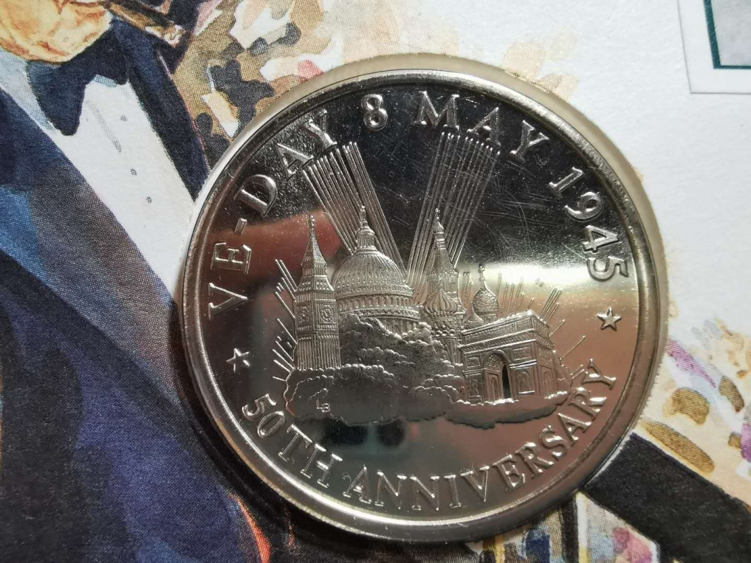 【鲸贝乐淘】千字文·第“男效才良”号拍卖 【特克斯和凯科斯群岛】英属殖民地，欧洲解放50周年，邮币封