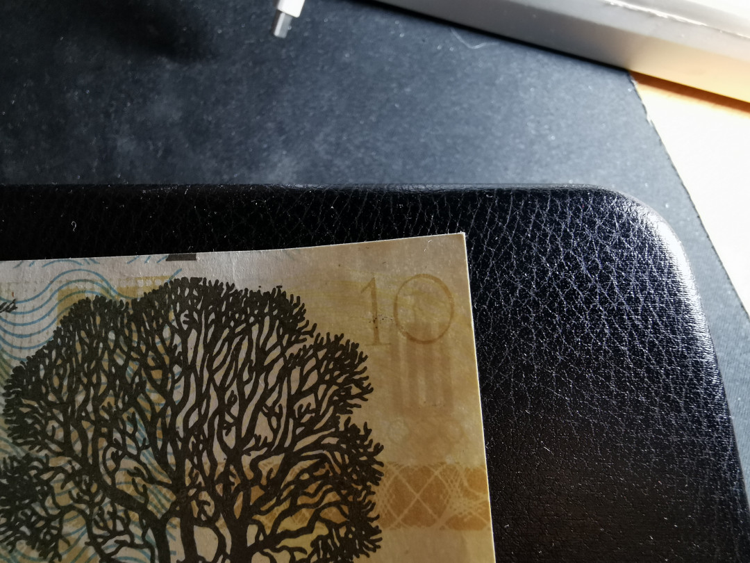 【鲸贝乐淘】千字文·第“男效才良”号拍卖 【立陶宛】1991年奥运系列商业钞10，品相如图，角有微小钝，AUNC 